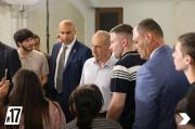 Img default alt hy