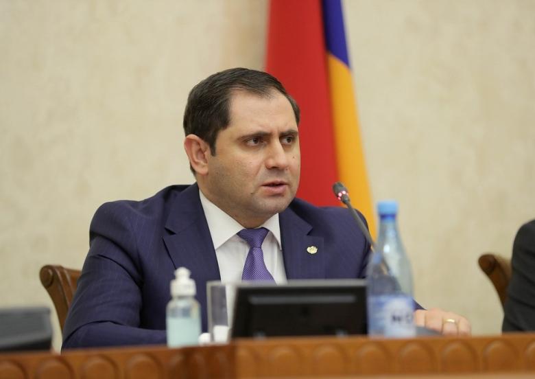 Img default alt hy