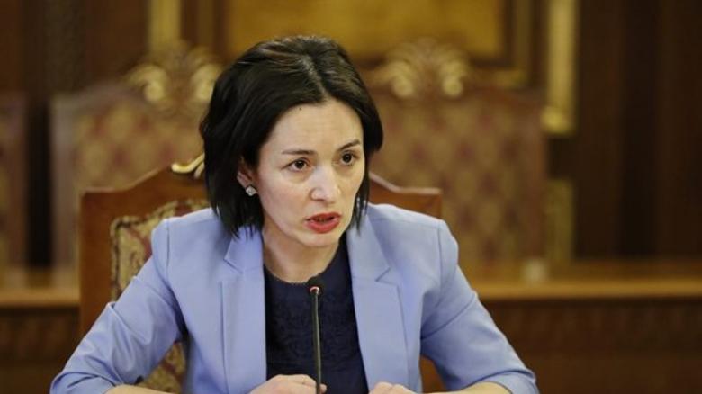 Img default alt hy
