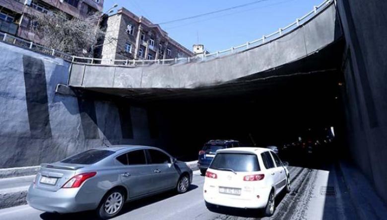 Img default alt hy