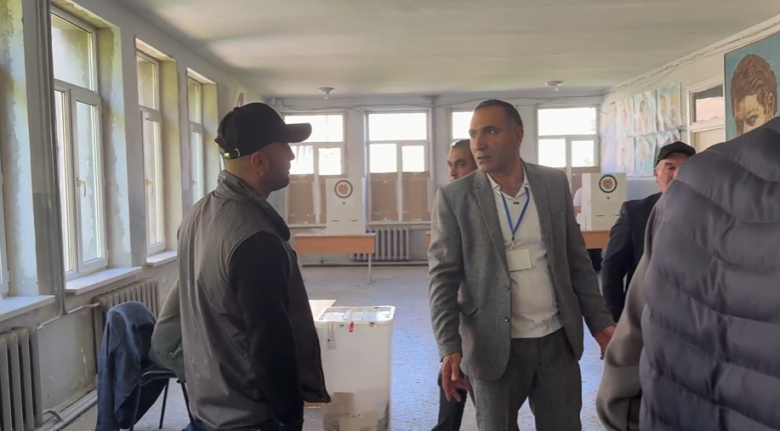 Img default alt hy